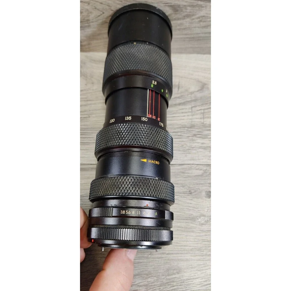 Vintage Soligor 85-205mm f3.8 Zoom Lens Canon FD Mount w/ Original Box PARTS